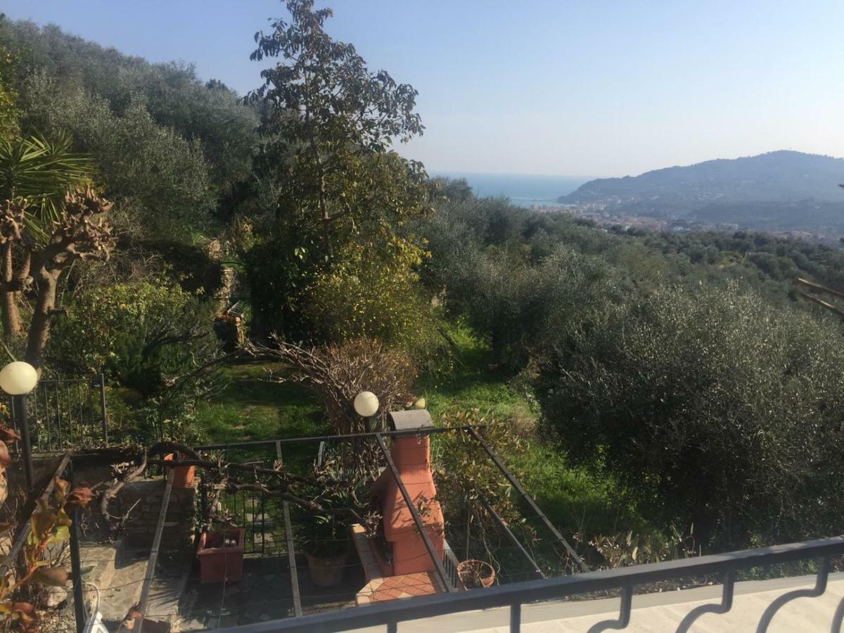 Tavernetta A 10 Minuti Dal Mare Villa Diano San Pietro Kültér fotó